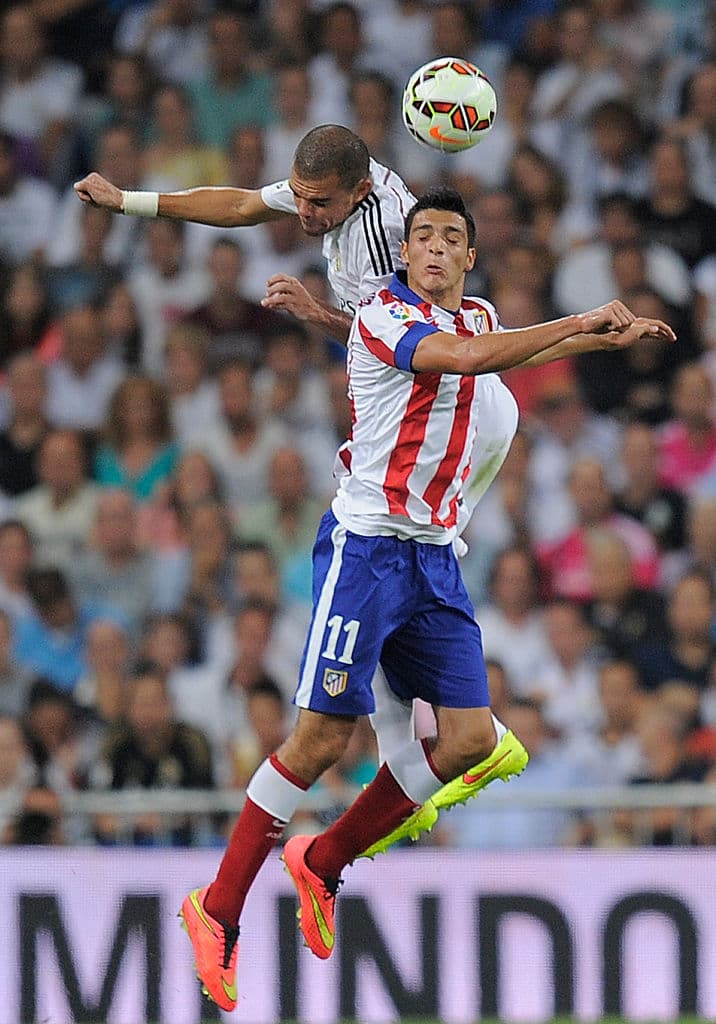 Raúl Alonso Jiménez llegó al cuadro rojiblanco para la temporada 2014-15, luego de haber sido campeón con el América.