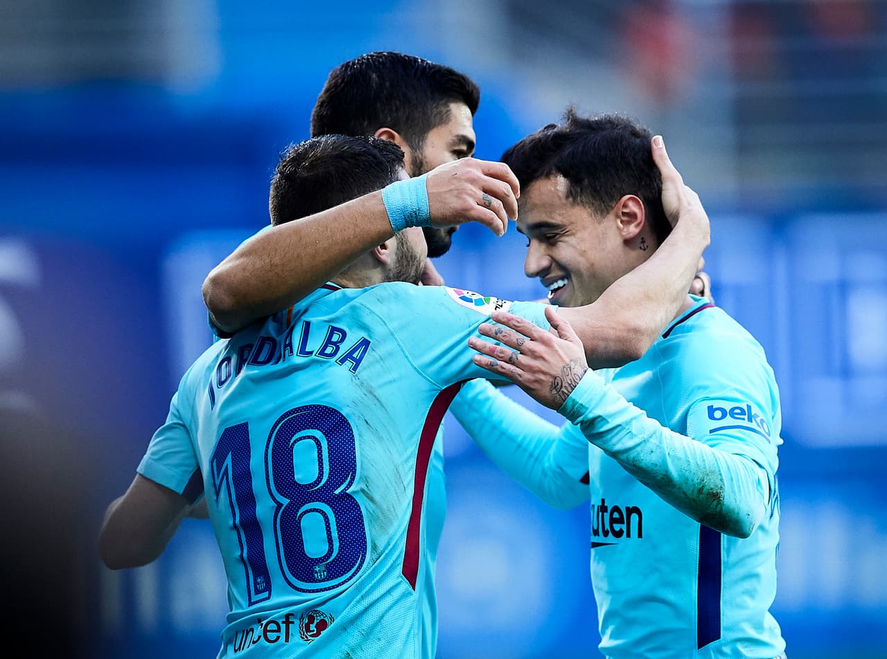 A pesar de eso, el jugador ha encajado bien el el funcionamiento del equipo. Sin mayor brillo, ha dejado algunas muestras de su capacidad y madurez a sus 25 años.