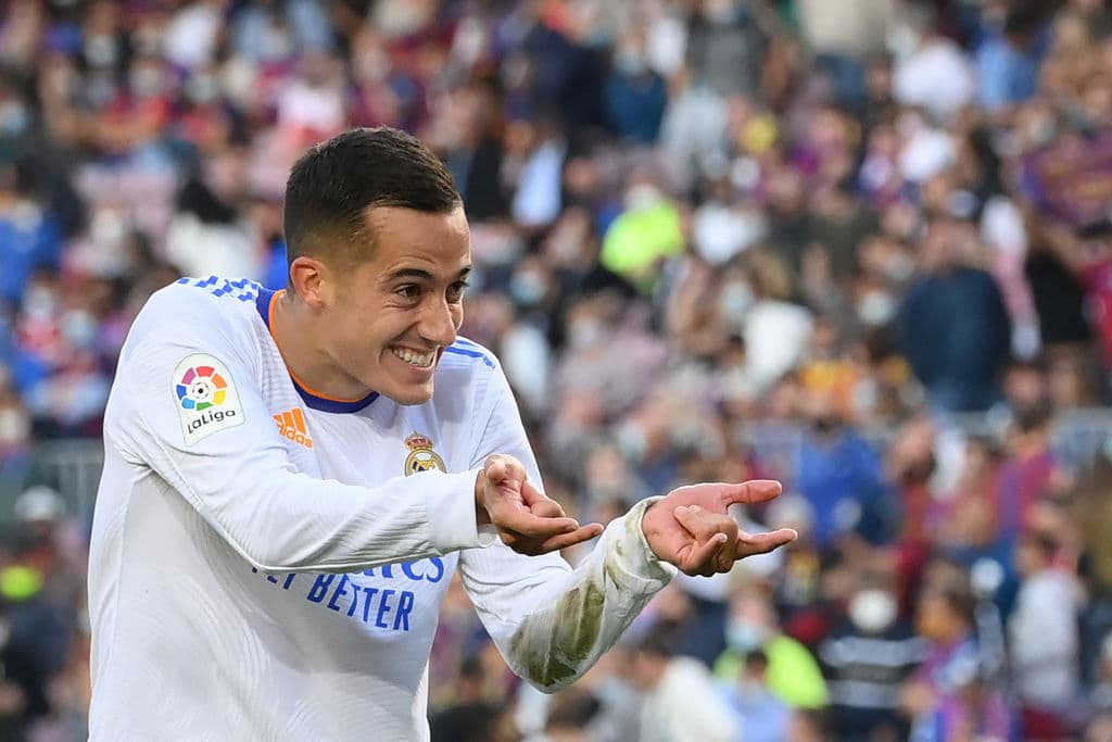 Real Madrid se impone, en el Camp Nou, durante un emocionate clásico ante el Barcelona 2-1 con anotaciones de David Alaba (32’) y Lucas Vásquez (90+3’) y, de último minuto, Sergio ‘Kun’ Agüero anotó por parte de los culés, durante la J10 de La Liga.