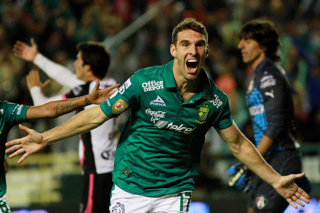 Mauro Boselli compartió el títlo de goleo del Apertura 2014 con Camilo Sanvezzo ya que ambos anotaron 12 goles.