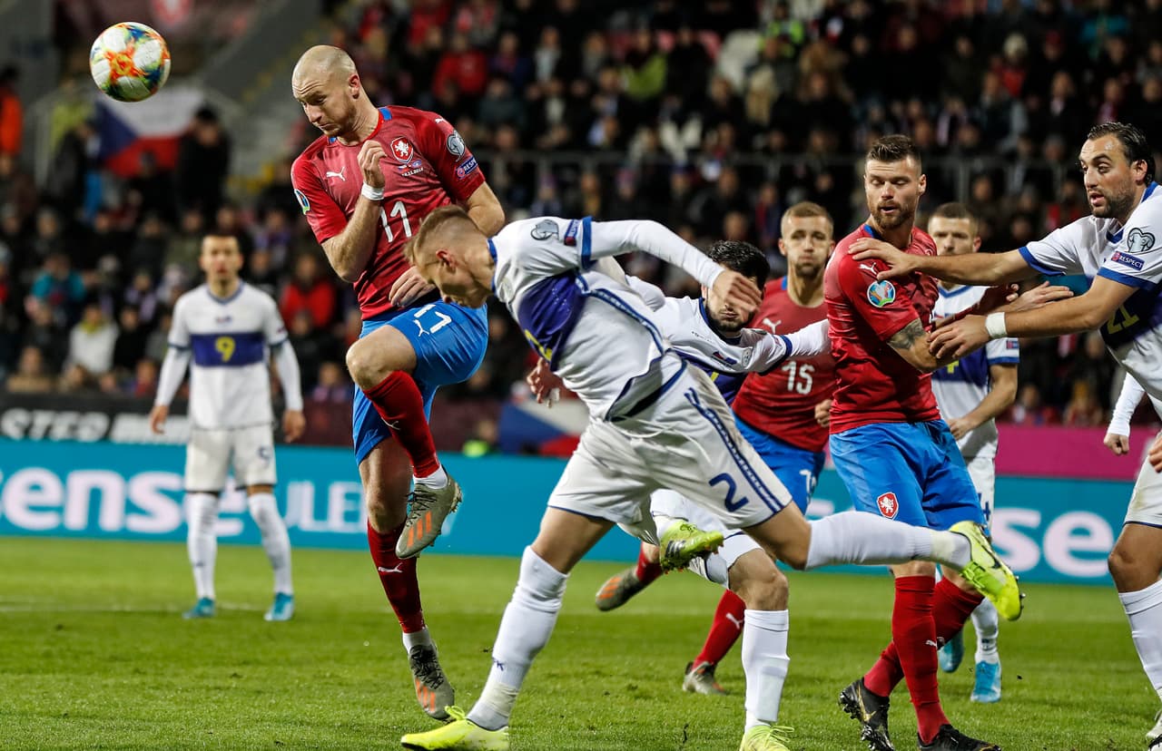República Checa 2-1 Kosovo.