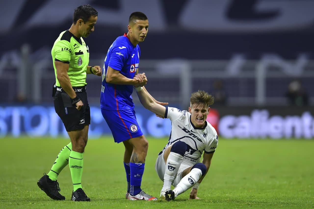 Con doblete de Luis Romo, gol de Rafael baca y gol de Roberto Alvarado, Cruz Azul golea a los Pumas y se queda a centímetros de la final del torneo.