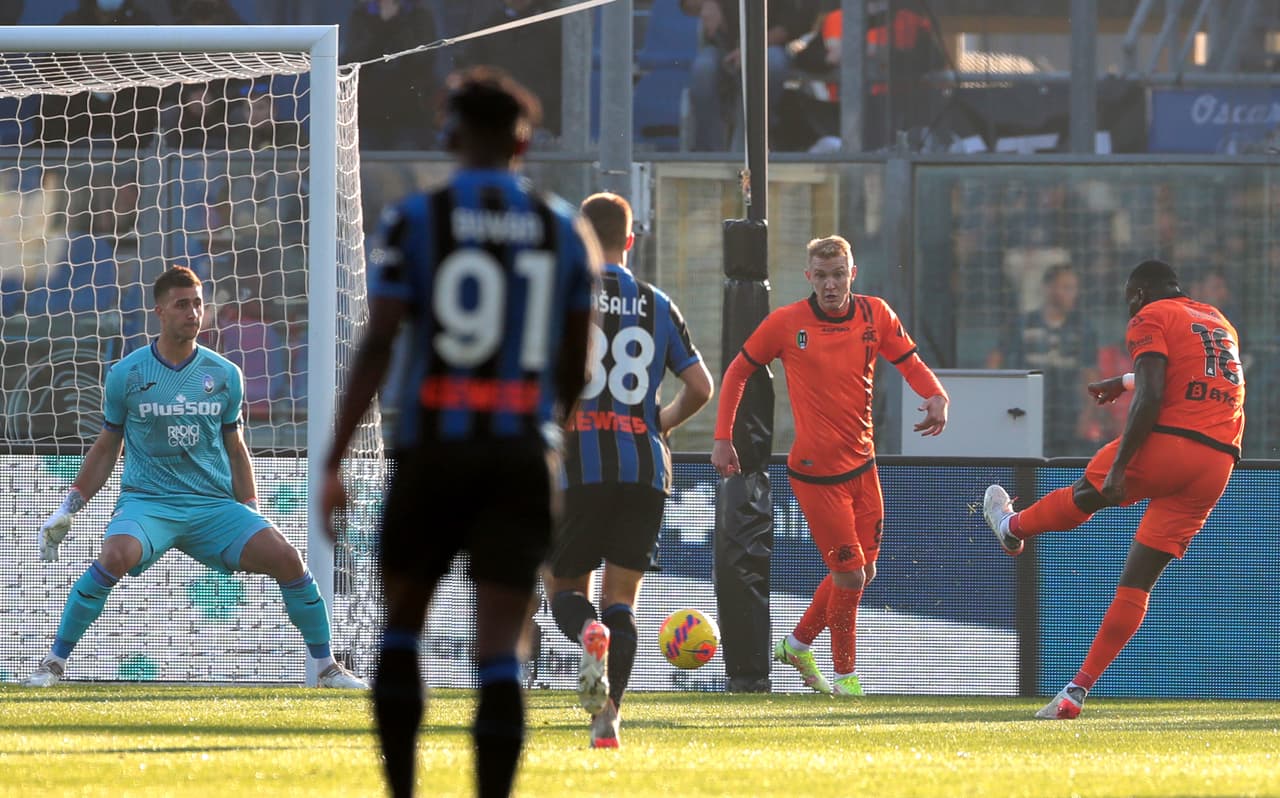 Atalanta mantiene su racha de victorias y llegó a tres de manera consecutiva luego de golear al Spezia.