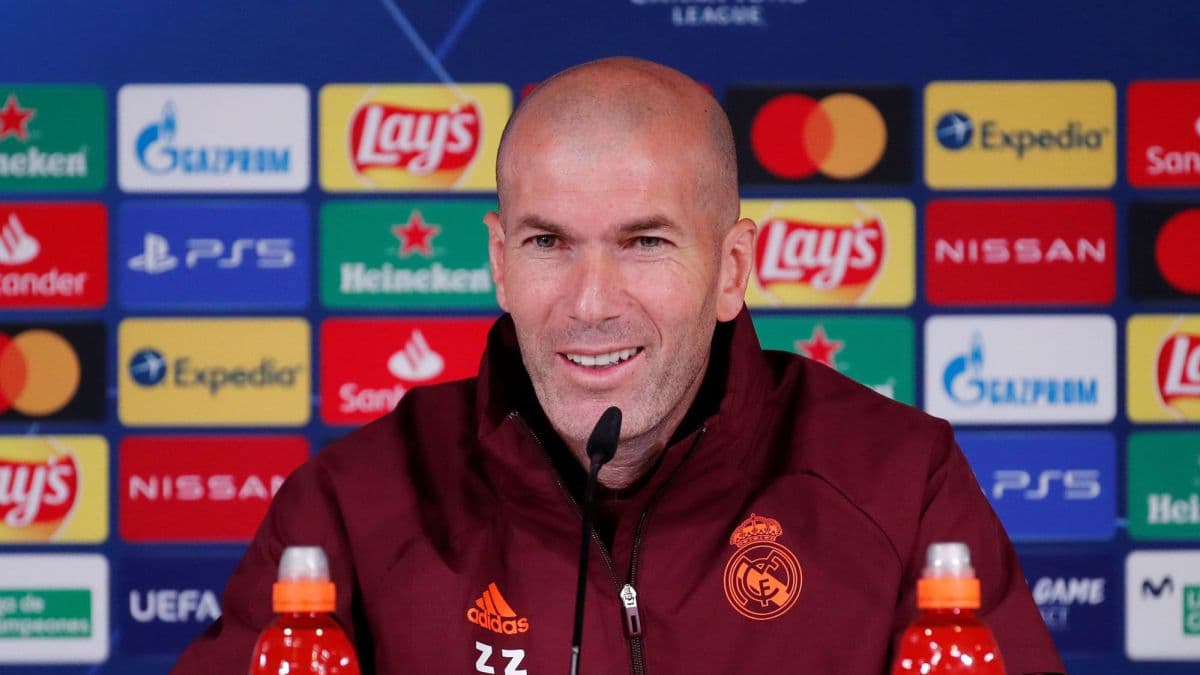 Zinedine Zidane: "Hay que quitarse el sombrero con este equipo"