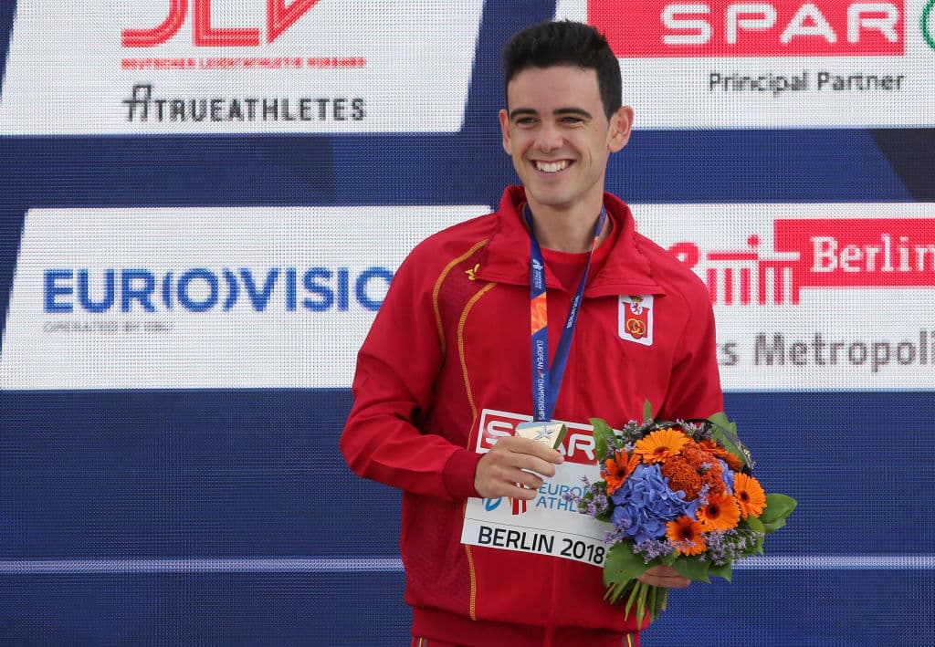 El pasado 11 de agosto de 2018 alcanzó una medalla de plata en los Campeonatos de Atletismo de Europa en los 20 kilómetros.