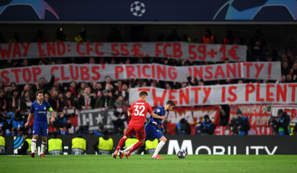 Mount del Chelsea tuvo una clara oportunidad pero pierde el objetivo.