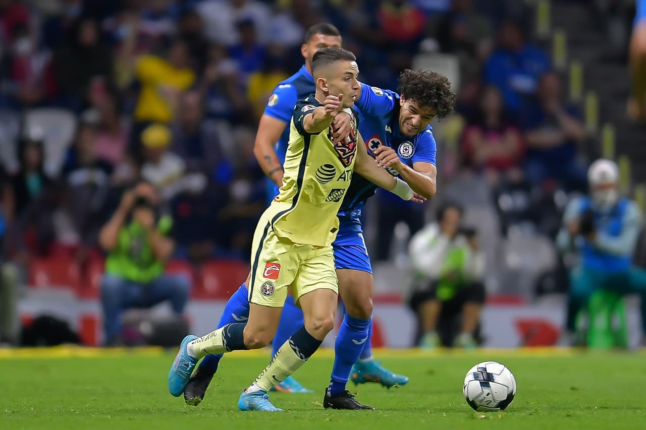 América y Cruz Azul no supieron hacerse daño, pero el empate le dio lo suficiente a las Águilas para instalarse entre los cuatro mejores e ir a Cuartos de Final directo, mientras que Cruz Azul jugará Repechaje y espera rival.