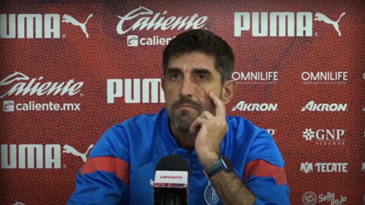 Paunovich, entrenador de las Chivas Rayadas del Guadalajara.