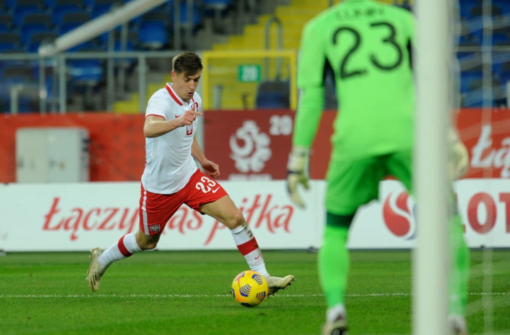 Polonia 2-0 Ucrania | Piatek (40’) y Moder (63’) marcaron los del triunfo en el Estadio de Silesia. Polonia se enfrentará a Italia en la quinta fecha de la competición europea.