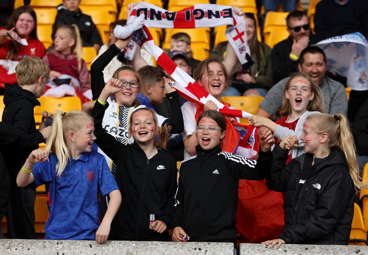 Inglaterra e Italia empataron sin goles en el Molineux Stadium, casa del Wolverhampton.