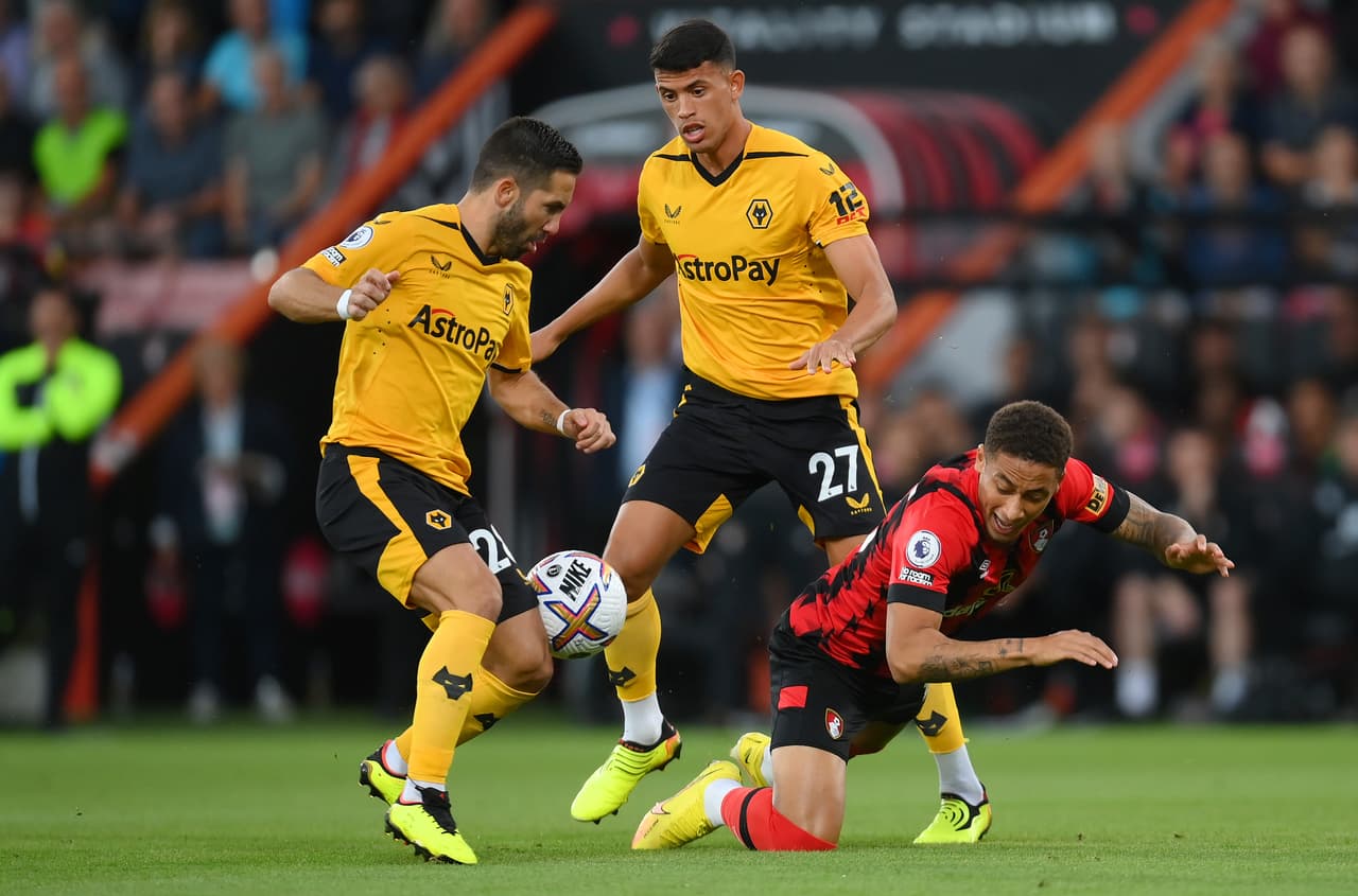 Raúl Jiménez y sus Wolves no pasaron del empate sin goles ente Borunemouth. El mexicano falló una jugada clarísima en la agonía del juego.
