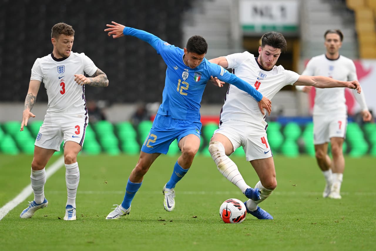 Inglaterra e Italia empataron sin goles en el Molineux Stadium, casa del Wolverhampton.