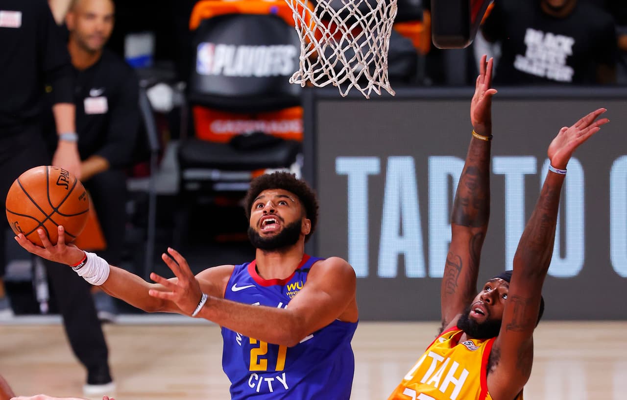 Es el tercer partido que consigue anotar arriba de 40 puntos.