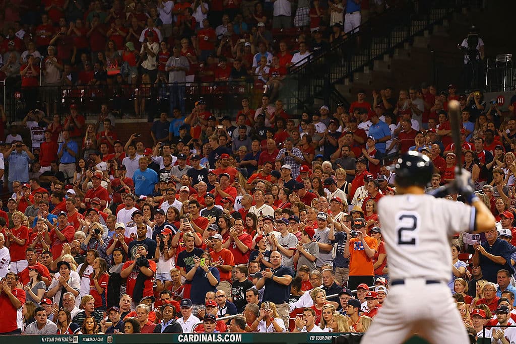 Antes de la pandemia, en 2019, los ingresos por boletos para los partidos de los New York Yankees
<b> fue de 287 millones de dólares.</b>