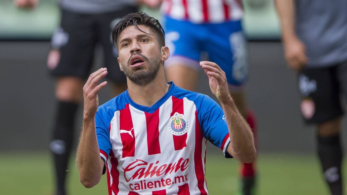 Oribe Peralta da positivo por coronavirus en Chivas