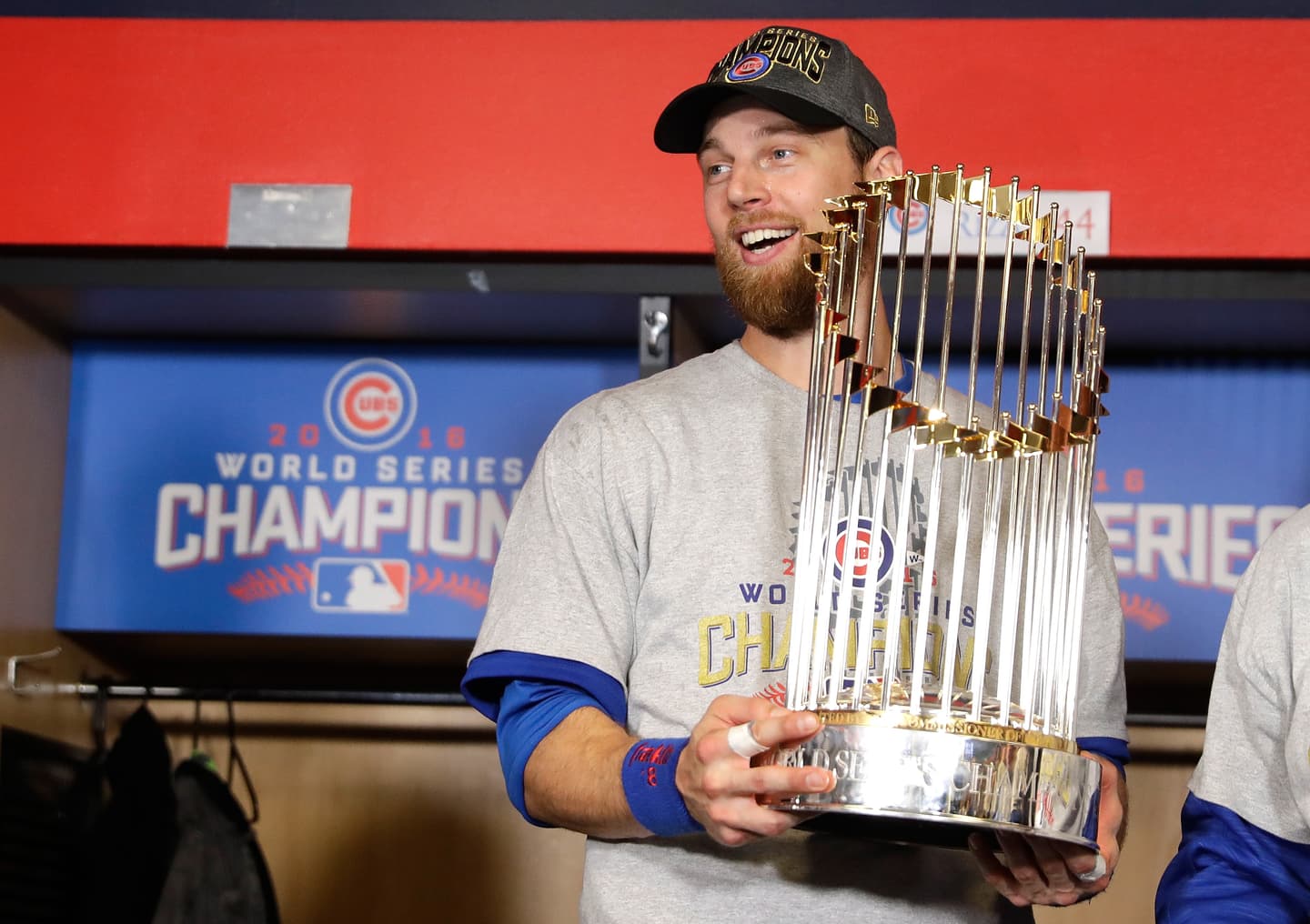 Dueño de Cachorros de Chicago rechaza idea de que equipos de