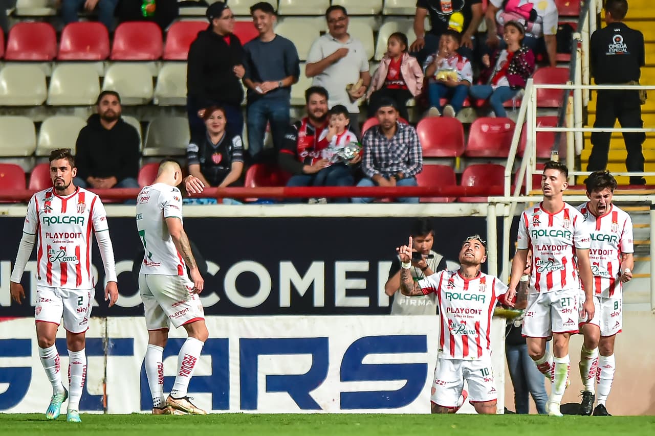 Lillini: "Hace tres partidos que no nos vienen favoreciendo en las decisiones arbitrales"