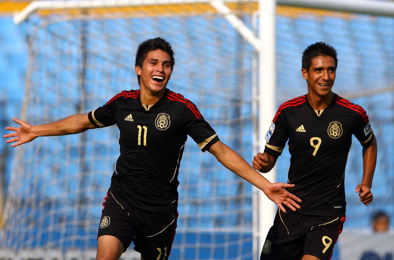 Los dos goleadores de aquel México Sub20 eran
<b>Ulises Dávila y Taufic Guarch</b>.