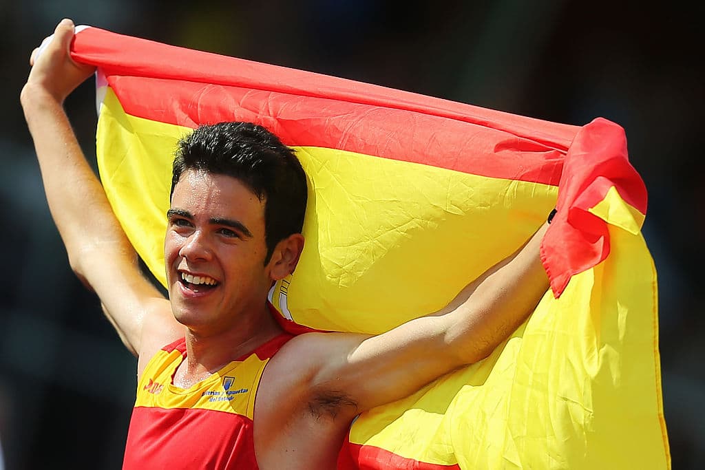 La referencia de García a Jordi tiene cierto sentido pues el actor, cuyo nombre real es Ángel Muñóz, también es español y tiene 23 años. De ahí, alguna similitud en los razgos.