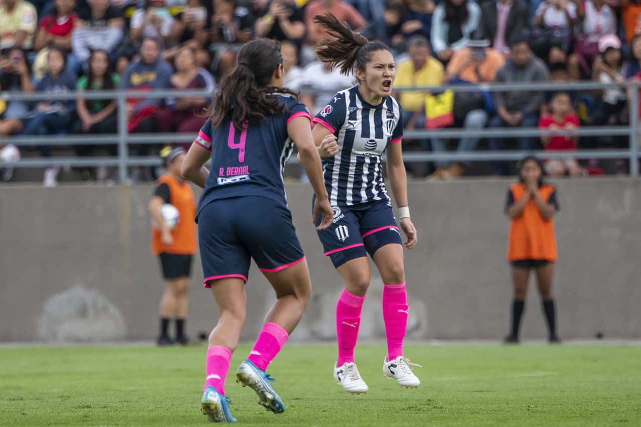 Con goles de Aylin Avilez y Marcela Valera, Monterrey rescata el empate luego de ir abajo en el marcor 2-0.