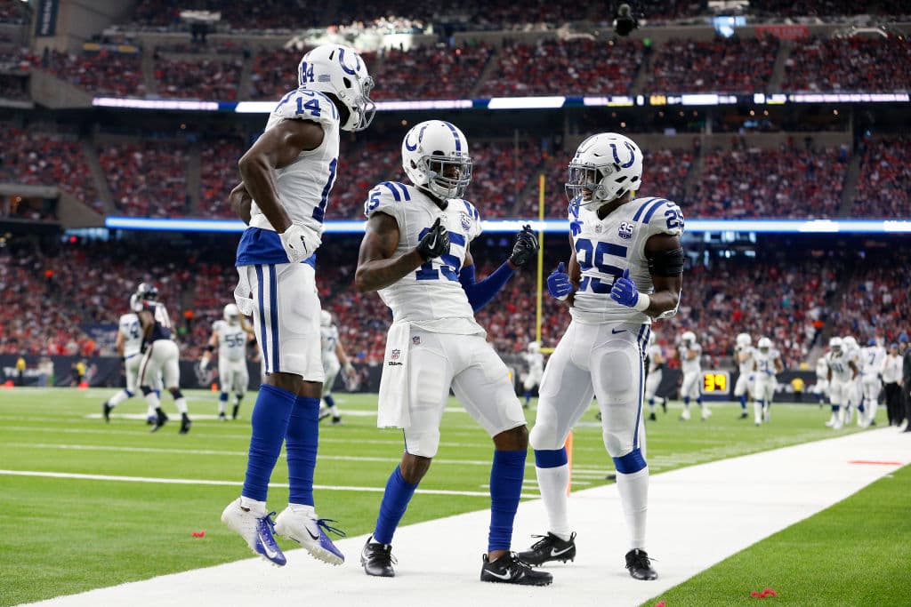 <b>6) Indianapolis Colts (10-6)</b>. Es literal, levantan la mano como el 'caballo negro' en este Playoff y aunque de cuatro duelos en Playoffs ante los Chiefs han ganado todos, siempre hay una primera vez.