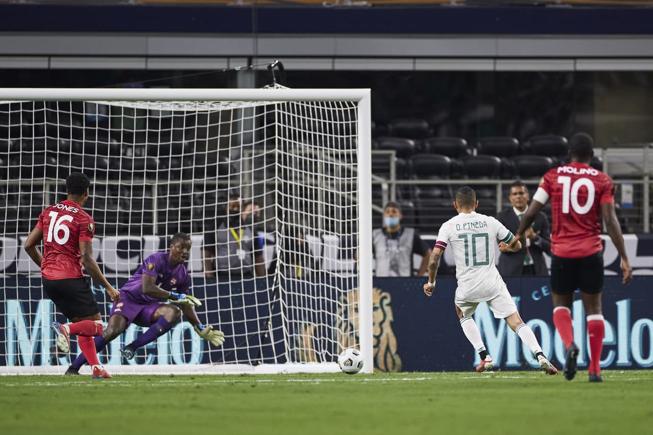 Marvin Phillip, arquero de Trinidad y Tobago, fue el protagonista del encuentro al sacar al menos cuatro disparos de gol.