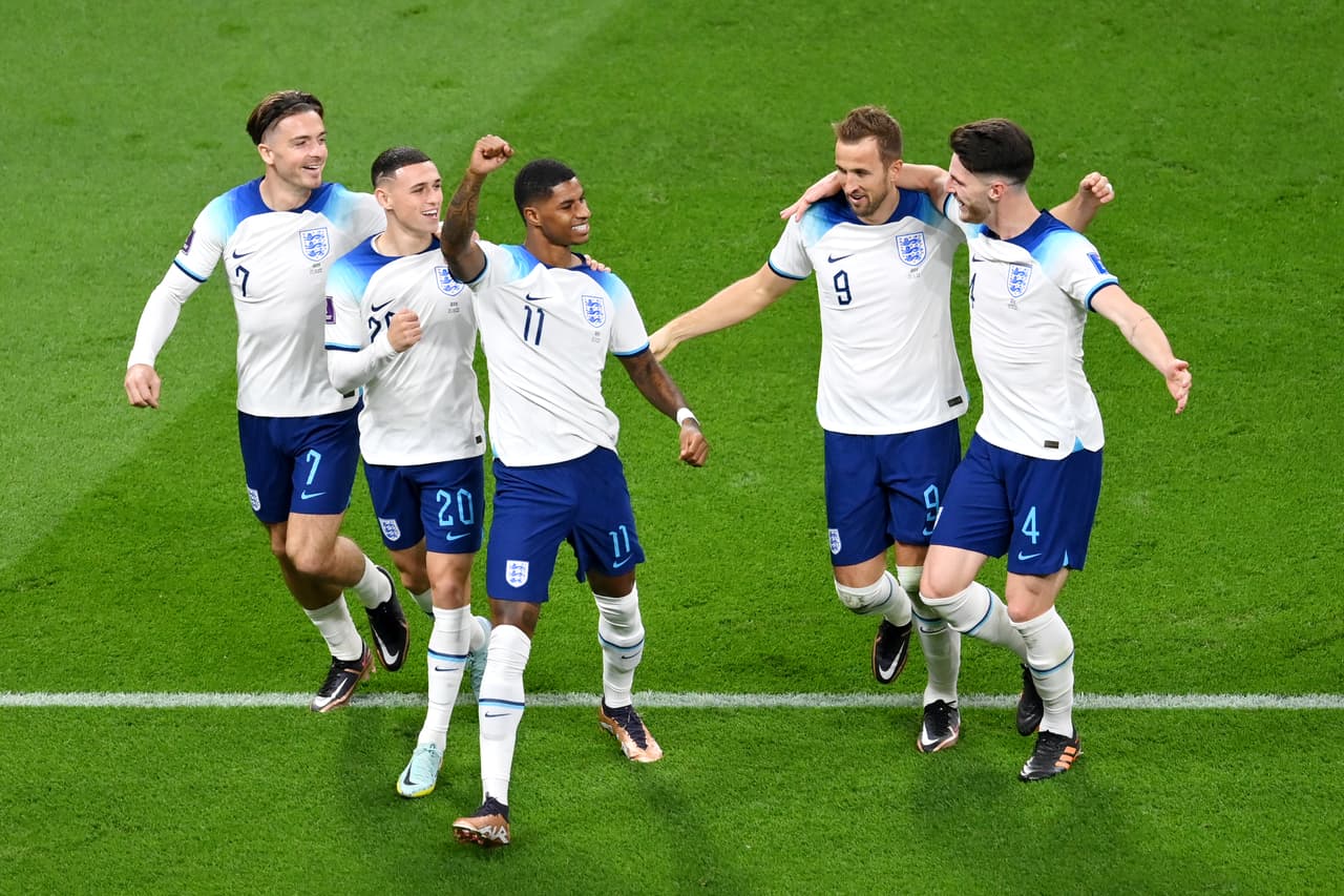 La Selección de Inglaterra luce con goleada ante Irán en el arranque de la actividad del Grupo B.