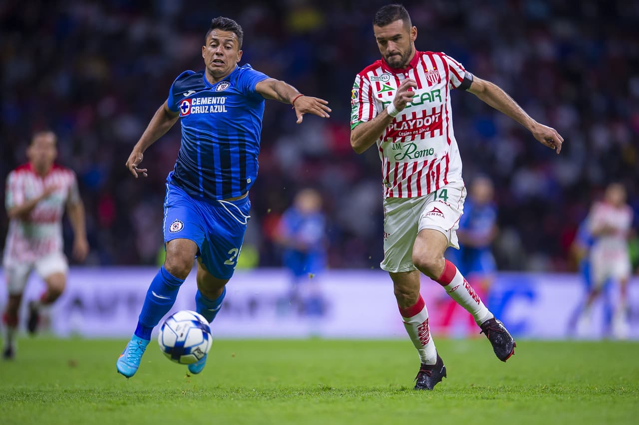 Cruz Azul y Necaxa protagonizaron un partido que tuvo un final cardiaco.
