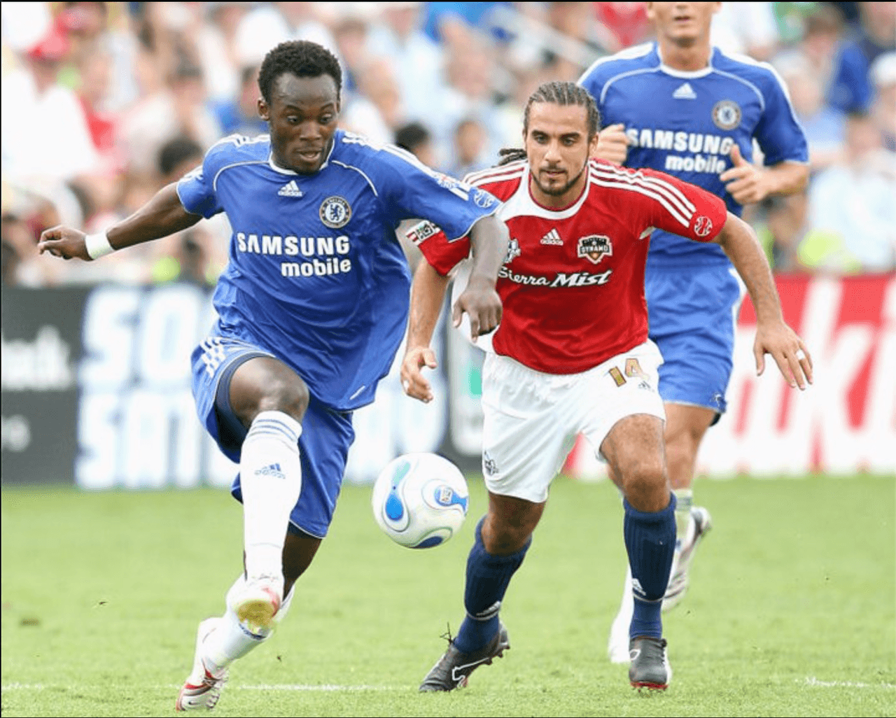 En 2006 el equipo invitado es el Chelsea, quien pierde por un gol ante la MLS All-Stars en el Toyota Park. Es la segunda ocasión que el equipo de las estrellas vence a un equipo inglés.
