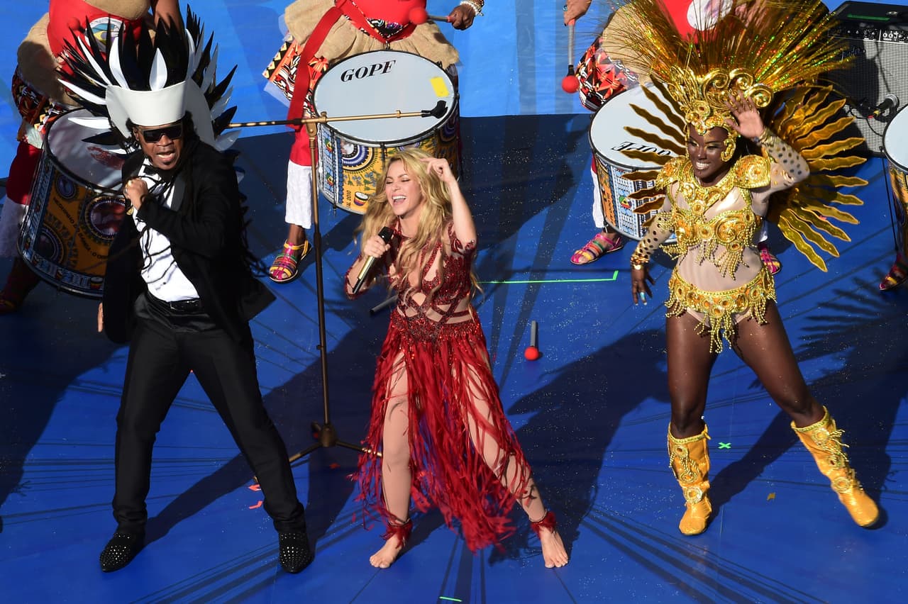 <b>Shakira</b>: con dos éxitos en los mundiales, la colombiana regresó junto a Carlinhos Brown con ‘La la la’.
<br>