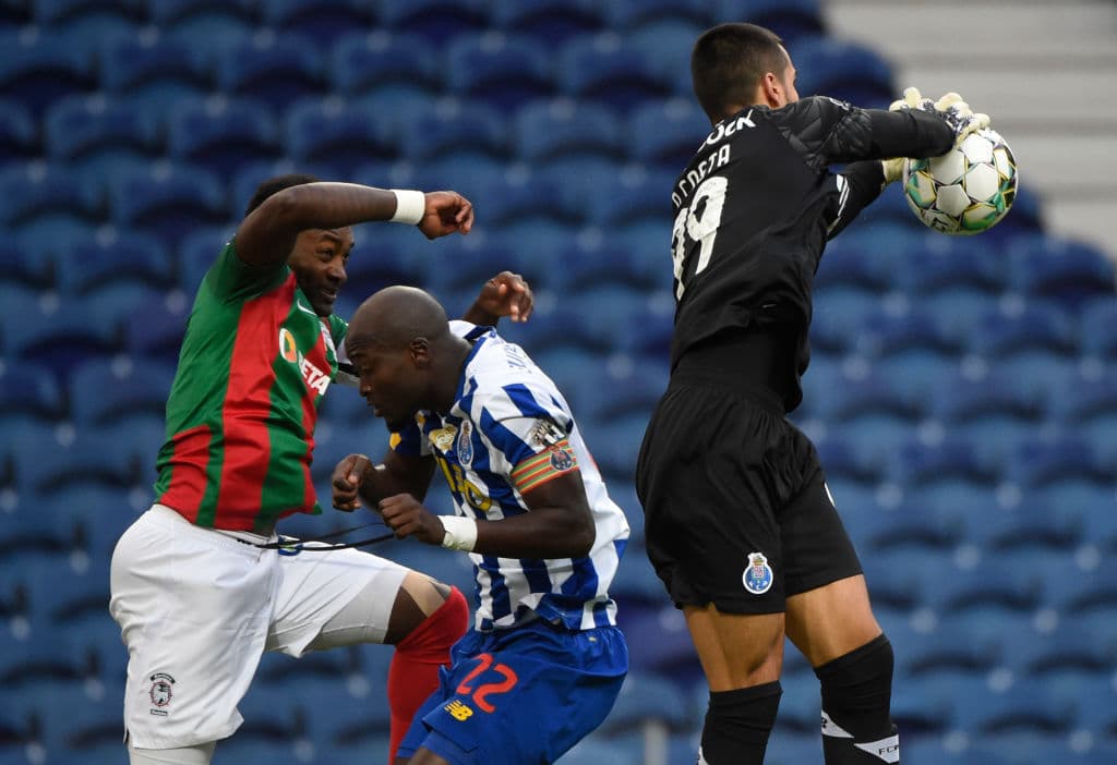 Rodrigo Pinho (24’) abrió el marcador para los visitantes y Pepe (42’) emparejó los cartones. Pinho (52’) volvió a marcar y Chipela Gomes (90+4’) selló el triunfo. Otavio (90+9’) hizo el 2-3. El siguiente compromiso del Porto será frente al Sporting de Lisboa.