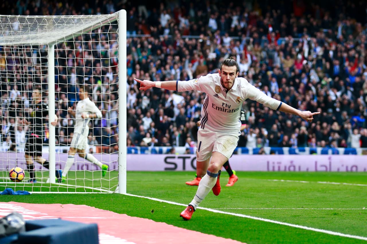4) Gareth Bale - El galés Gareth Bale es el cuarto futbolista y la marca número 40 en la lista gracias a la inversión que en principio realizó Real Madrid, algo que lo valoriza cada vez que se rumora su traspaso. A eso se suma su relación con marcas como Adidas y Sony, potentes en la insdustria.