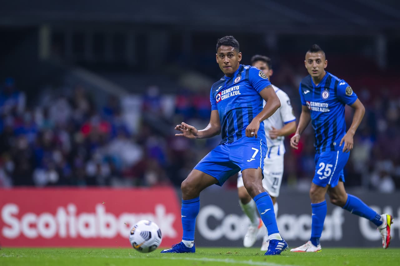 Con doblete de Rogelio Funes Mori y goles de Maximiliano Meza y Duván Vergara, Monterrey golea a CRuz Azul 1-4 y se mete a la final de la Concacaf Liga de Campeones.