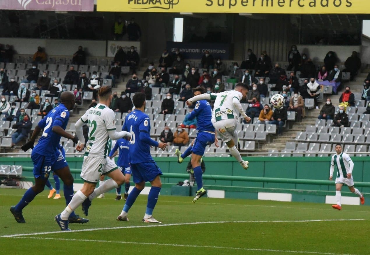 Getafe hiló ante Córdoba su tercer derrota consecutiva, en todas las competiciones, por la mínima diferencia.