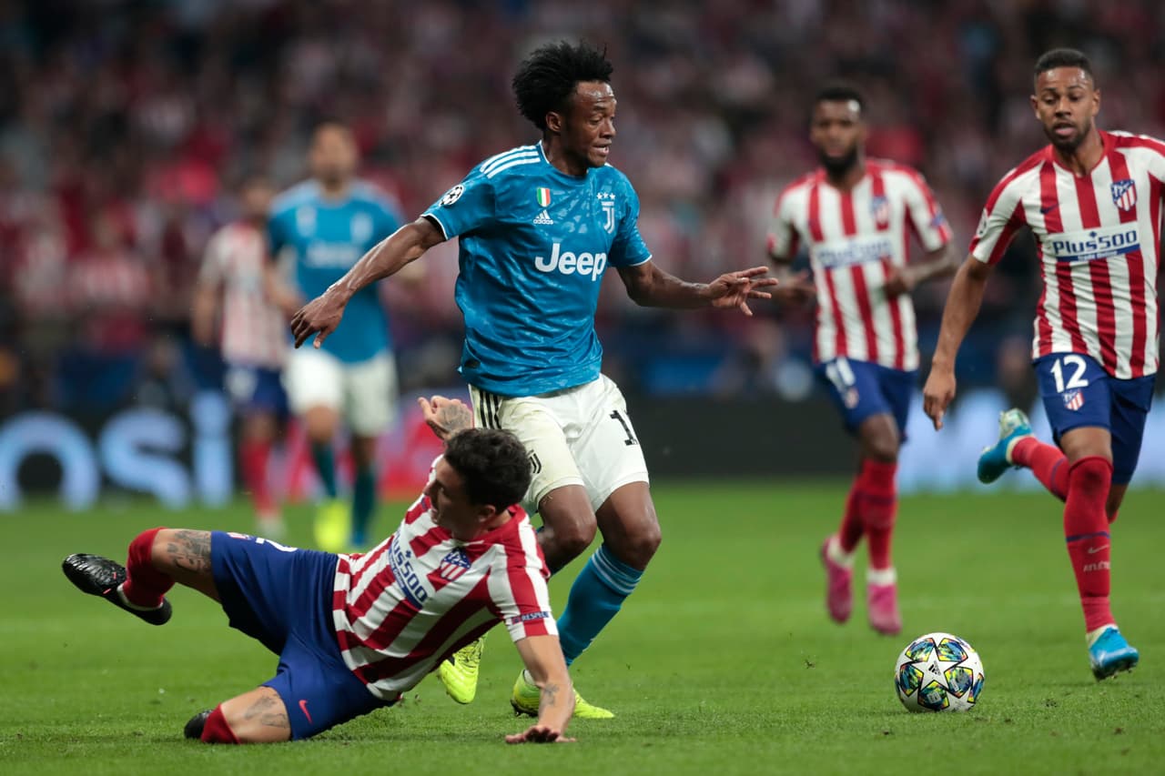 <b>Lateral derecho</b>
<br>Juan Cuadrado