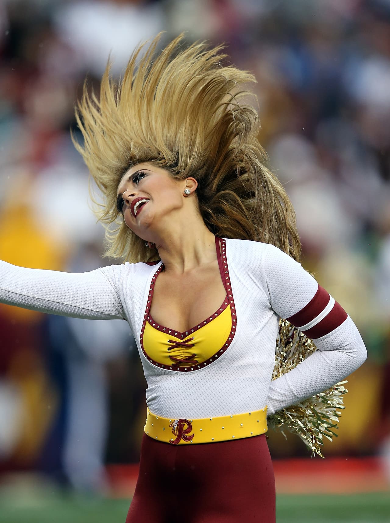 Ella es Kirsten, una belleza de segundo año de las Washington Redskins que podrás disfrutar con sus mejores tomas.