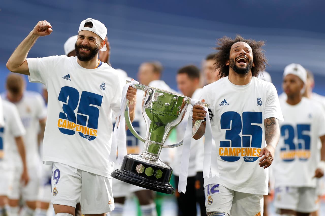 ¡Campeón de España! Real Madrid celebra el título 35 de Liga de su historia.