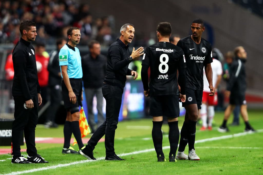 Eintracht Frankfurt tuvo de suplente todo el partido a Marco Fabián en su empate 1-1 contra Leipzig en la Bundesliga y se aleja de los puestos de torneos continentales.