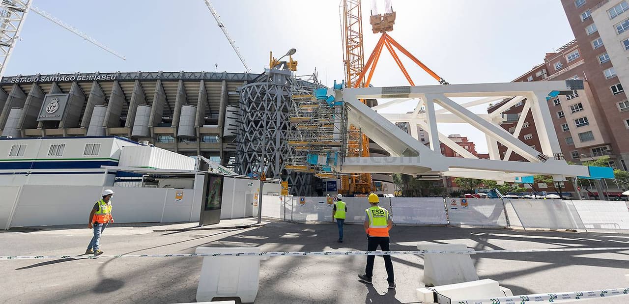 Las obras del Santiago Bernabéu continúan a marchas forzadas y ya se comienzan a completar estructuras importantes de la remodelación.