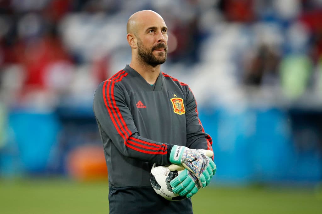 El español Pepe Reina firmó como nuevo jugador del AC Milán y dejó el espacio en el arco para un nuevo arquero en Nápoles. El nombre de Guillermo Ochoa surge como candidato.