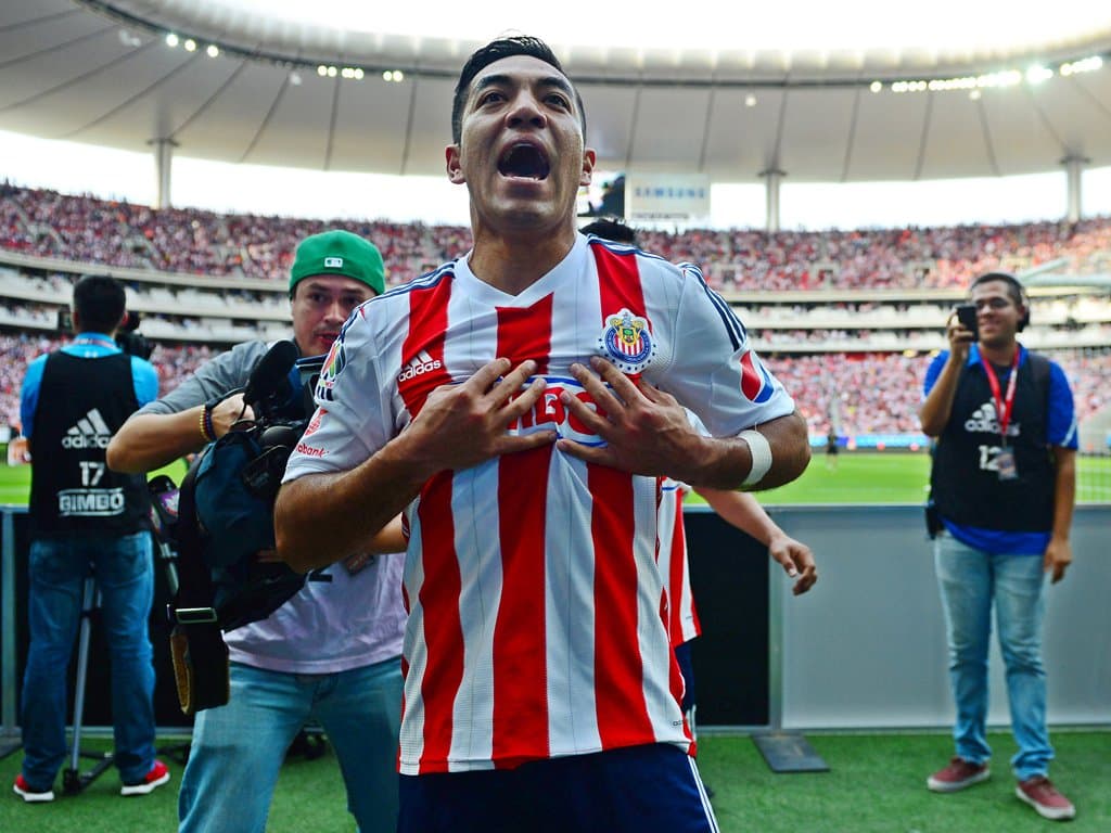 Chivas le cierra las puertas a Marco Fabián