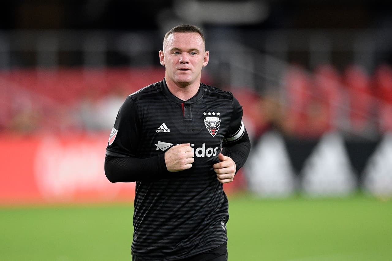 <b>Wayne Rooney $160 millones de dólares.</b> Quien por muchos años fuera el mejor pagado del Manchester United, Wayne entra en el Top 5 de los jugadores más ricos del planeta.