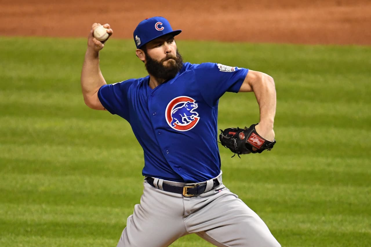 Si los Cubs vuelven a ganar una Serie Mundial en los próximos cuatro años, el lanzador Jake Arrieta estará en primera fila. Arrieta fue uno de los deportistas que más apoyo le brindó a Trump.