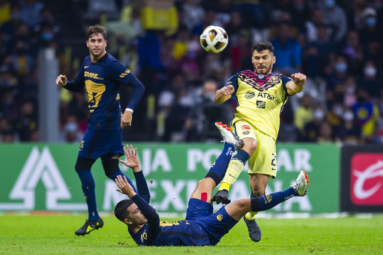 Con un auténtico juegazo de Alan Mozo, quien puso tres asistencias, además de los goles de Corozo y Meritao, Pumas fue mucho mejor que el América y lo eliminó en los Cuartos de Final del Grita México A21.