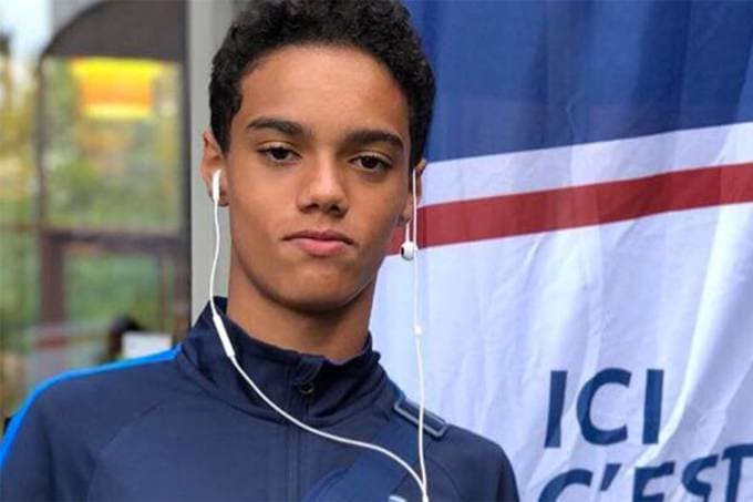 El hijo de Ronaldinho hace pruebas con el Cruzeiro y se queda en el club