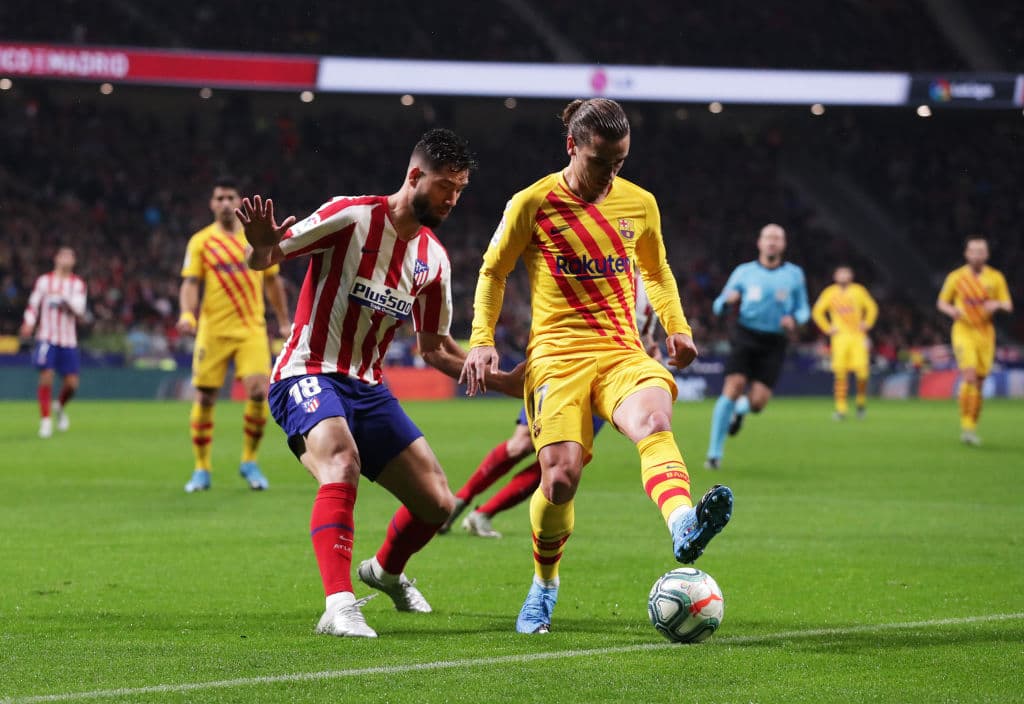 Antoine Griezmann no se achica pese a la presión que le pone la afición colchonera.