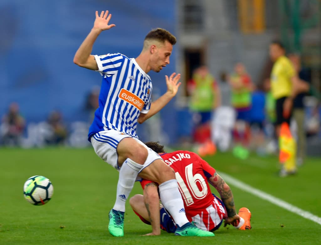 Otro fichaje del Betis fue el de Sergio Canales, atacante que estuvo en Real Madrid y recientemente en Real Sociedad y que ahora llega como refuerzo con miras a la Europa League.