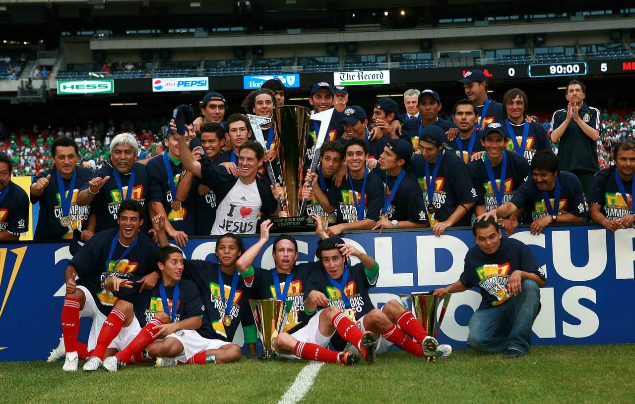 Y ya a partir de 1991 hasta la fecha se han disputado 12 ediciones de la Copa Oro, donde México la ha ganado en 6 ocasiones, Estados Unidos en 5 y Canadá en una ocasión.