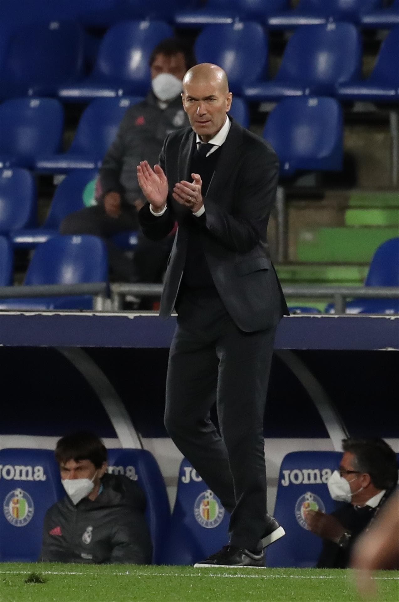 Real Madrid y Getafe empatan a ceros durante el encuentro correspondiente a la Jornada 33, disputado en el Coliseum Alfonso Pérez. Los 'Merengues' se alejan tres puntos de la cima con este resultado en LaLiga.