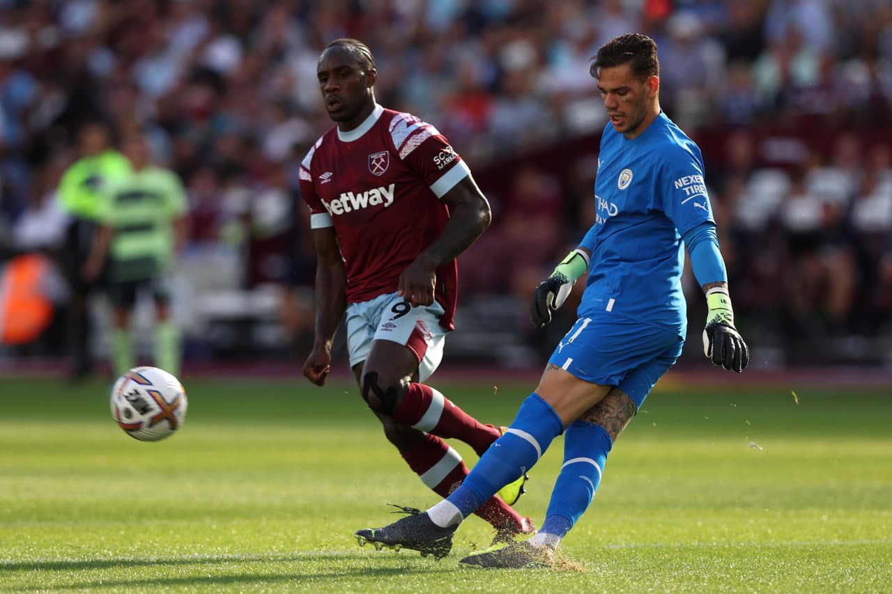 Erling Haaland inició de gran forma su etapa en la Premier League con el Manchester City al marcar un doblete en la victoria ante West Ham United.